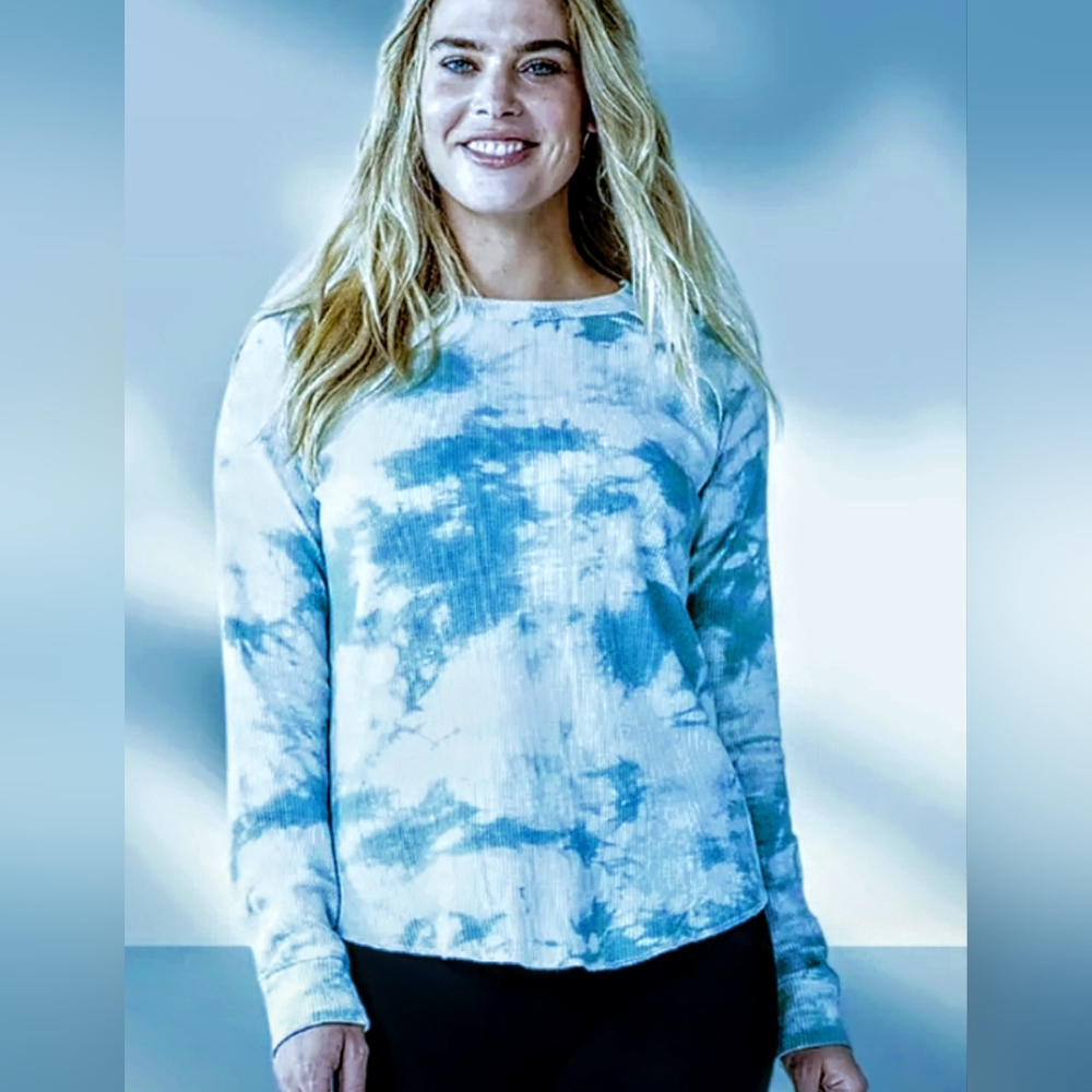 XXL Watercolor Blues Relaxed Thermal Long Sleeve Top